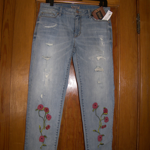 Crush Denim Denim - Crush Denim Beaded Embroidered Urbanized Jeans Sz8